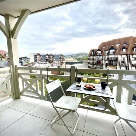 도빌 Sejour Authentique - Balcon, Parking & Wifi Ultra-Rapide 아파트 외부 사진
